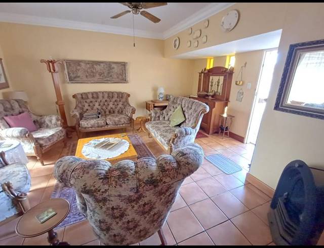 3 BEDROOM HOUSE FOR SALE IN UNITAS PARK